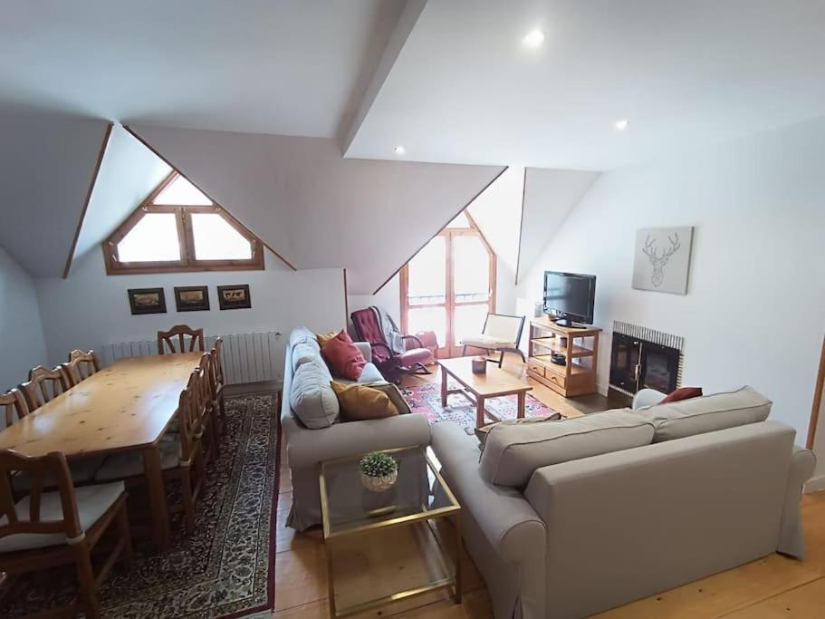 Balaitus Petfriendly - Arafita Apartamentos Sallent de Gállego Buitenkant foto