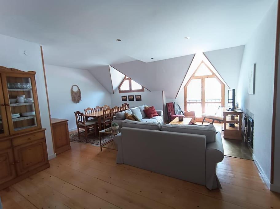Balaitus Petfriendly - Arafita Apartamentos Sallent de Gállego Buitenkant foto