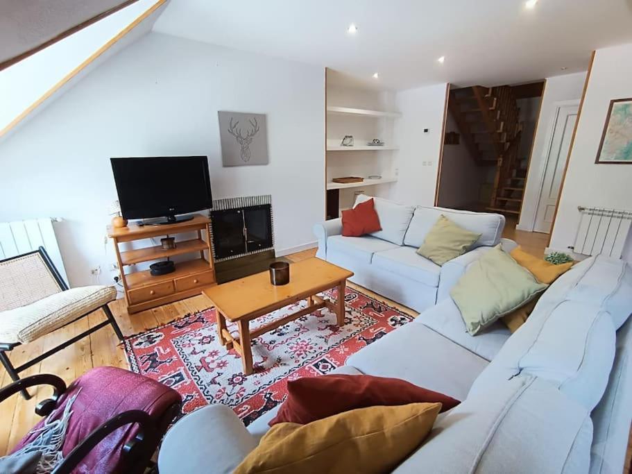 Balaitus Petfriendly - Arafita Apartamentos Sallent de Gállego Buitenkant foto